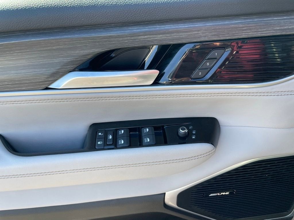 2024 Jeep Wagoneer Series II