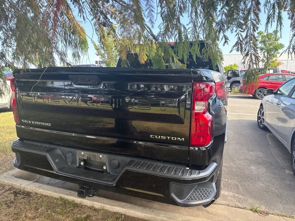 2022 Chevrolet Silverado 1500 Custom