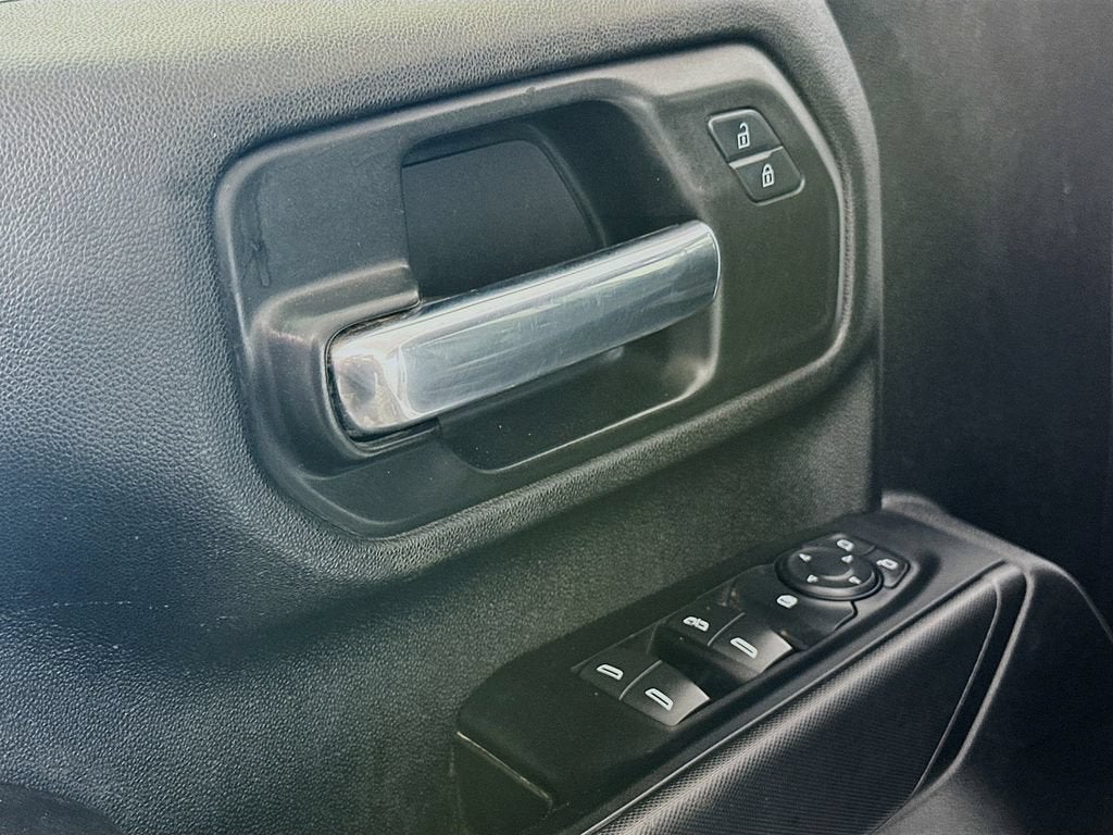 2024 GMC Sierra 3500 HD Chassis Cab Pro