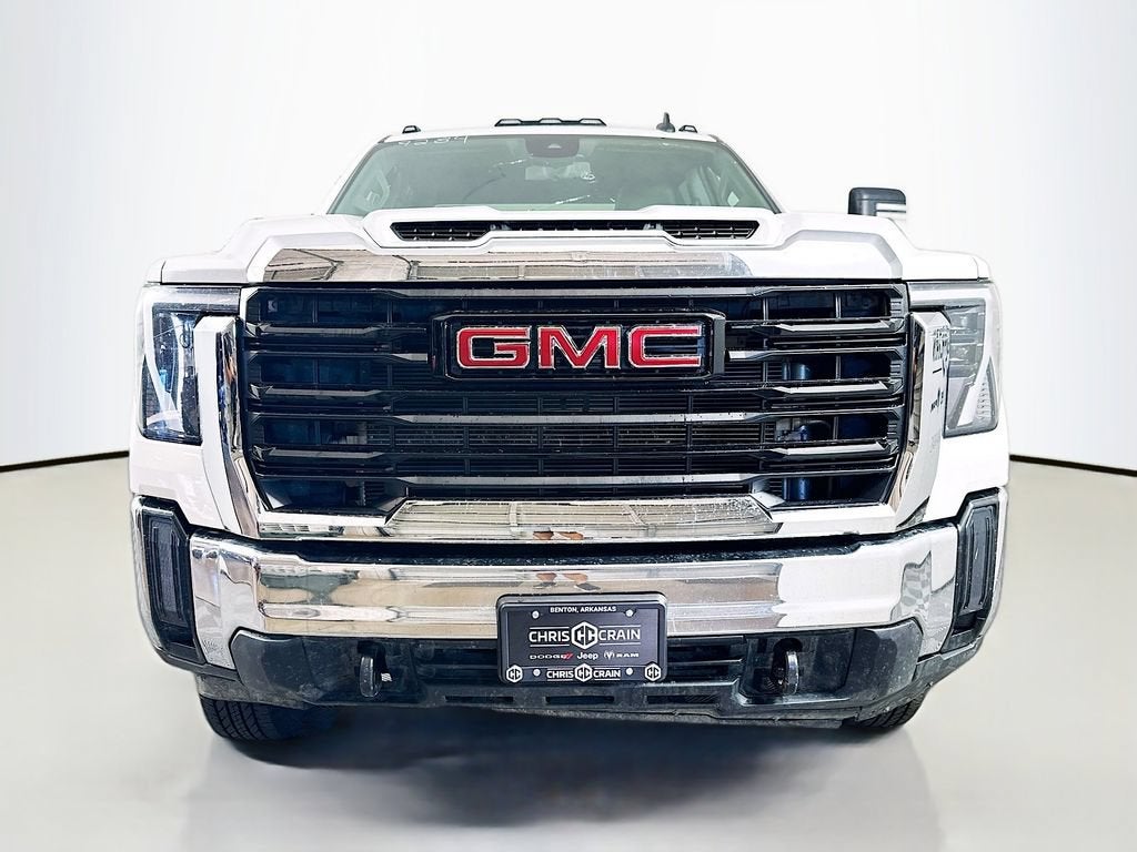 2024 GMC Sierra 3500 HD Chassis Cab Pro
