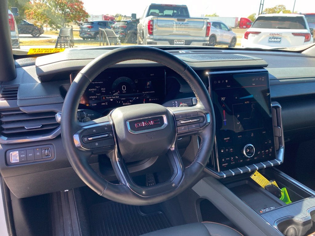 2025 GMC Acadia AT4