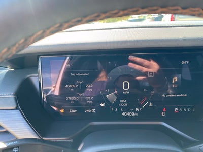 2025 GMC Acadia AT4