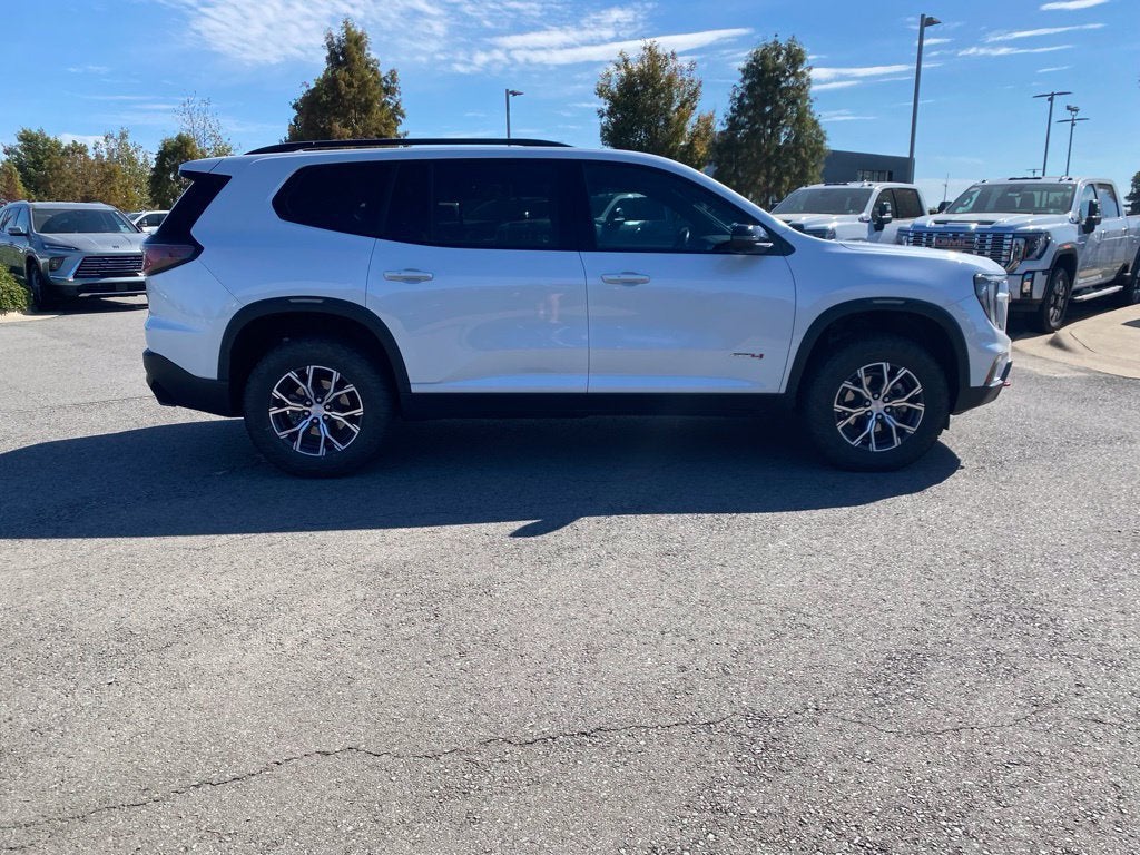 2025 GMC Acadia AT4