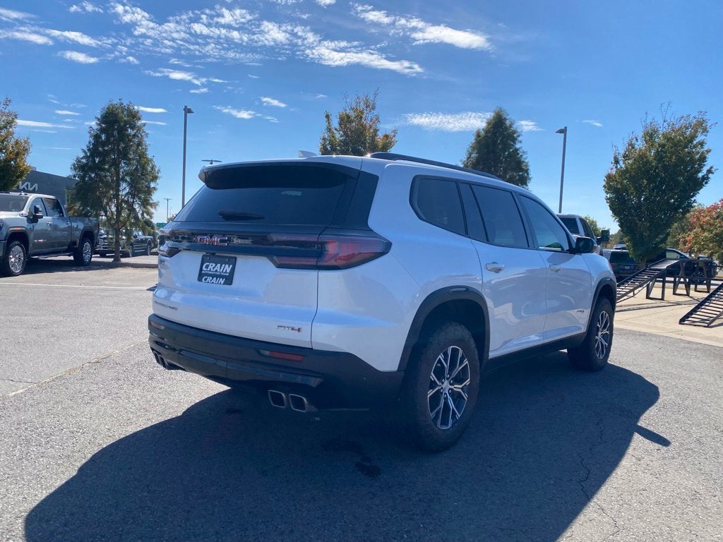 2025 GMC Acadia AT4