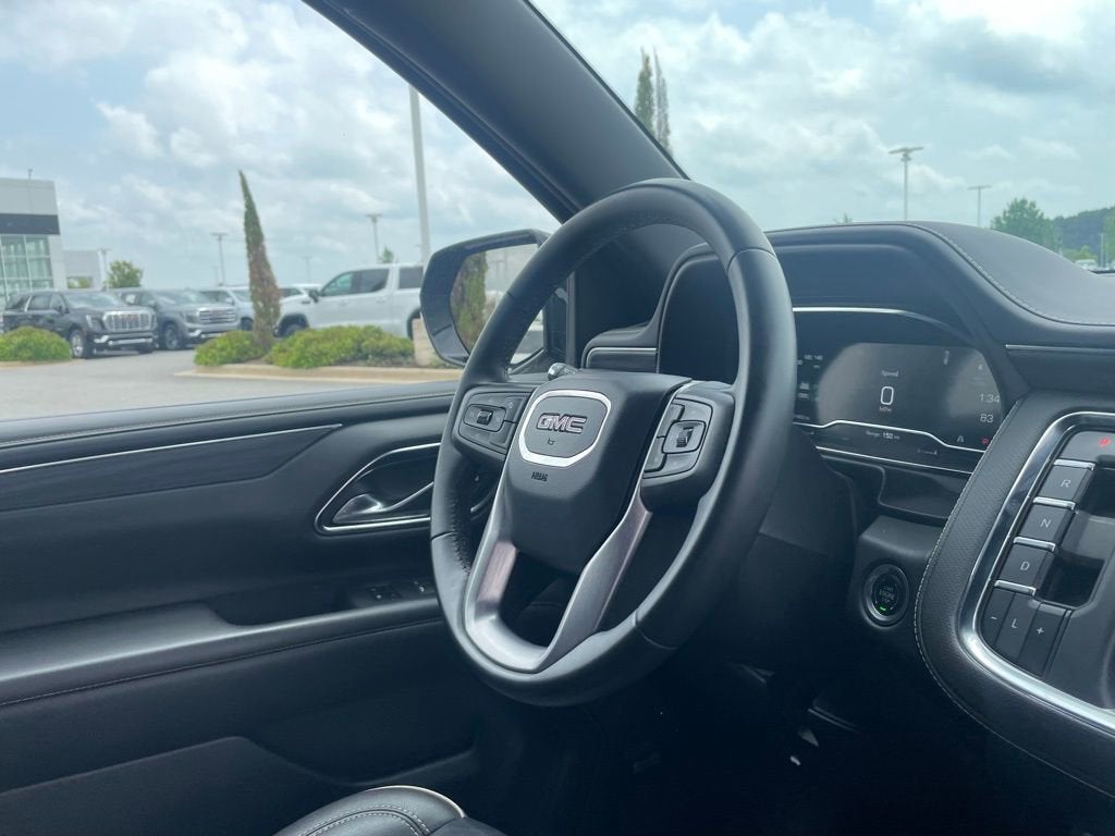 2024 GMC Yukon XL SLT