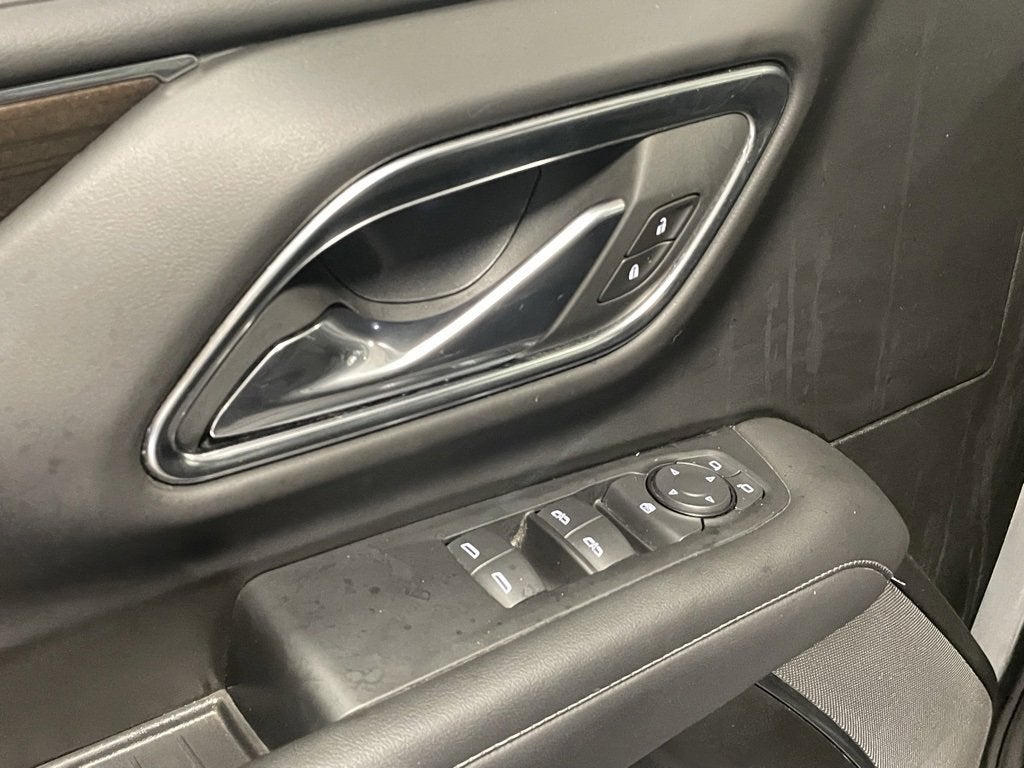 2024 GMC Yukon XL SLE