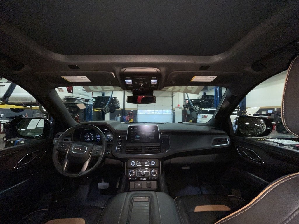 2024 GMC Yukon XL AT4