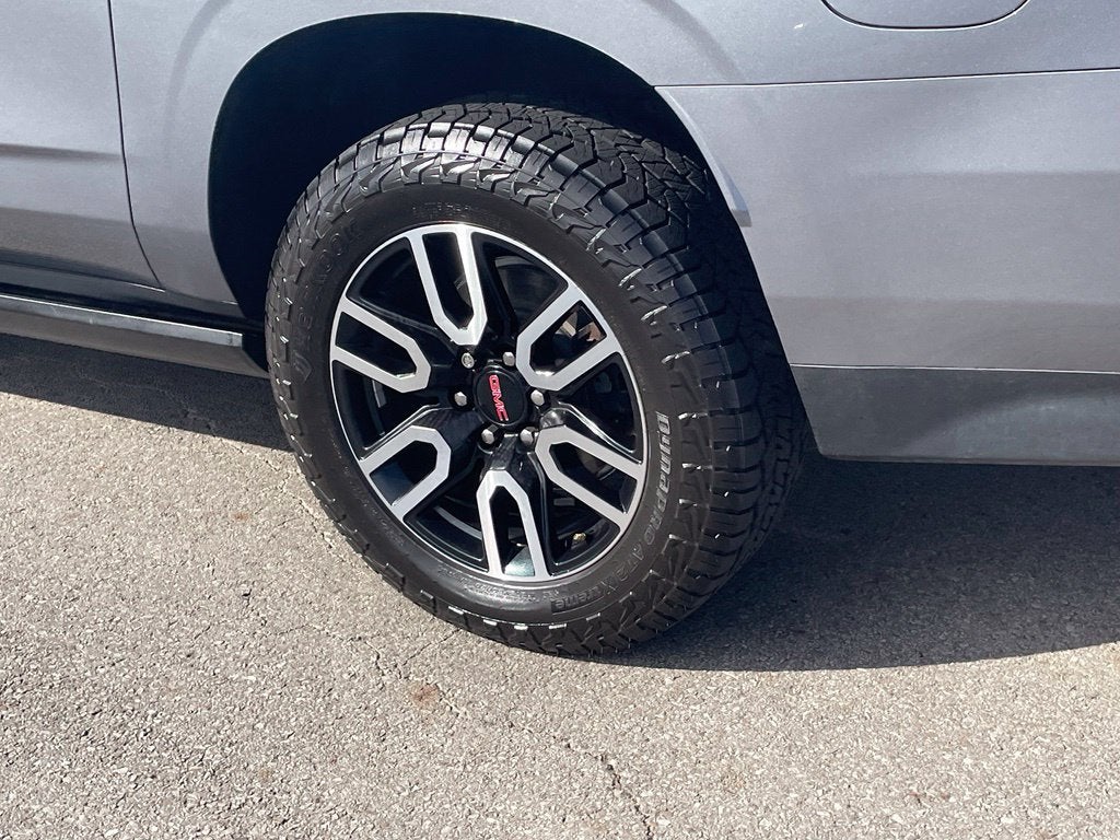 2021 GMC Yukon XL AT4