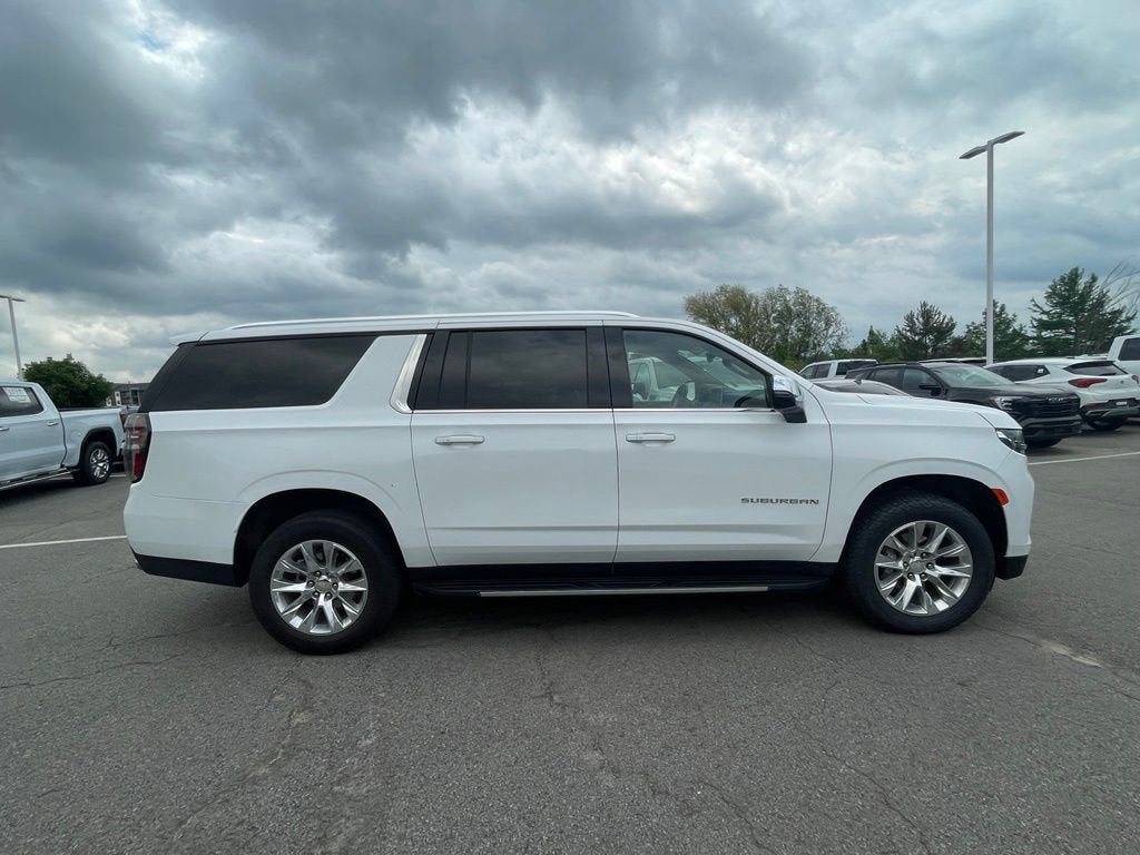 2023 Chevrolet Suburban Premier