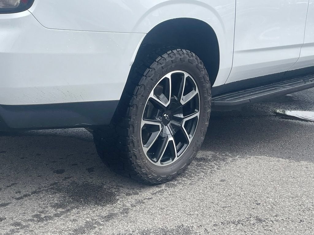 2024 Chevrolet Suburban RST