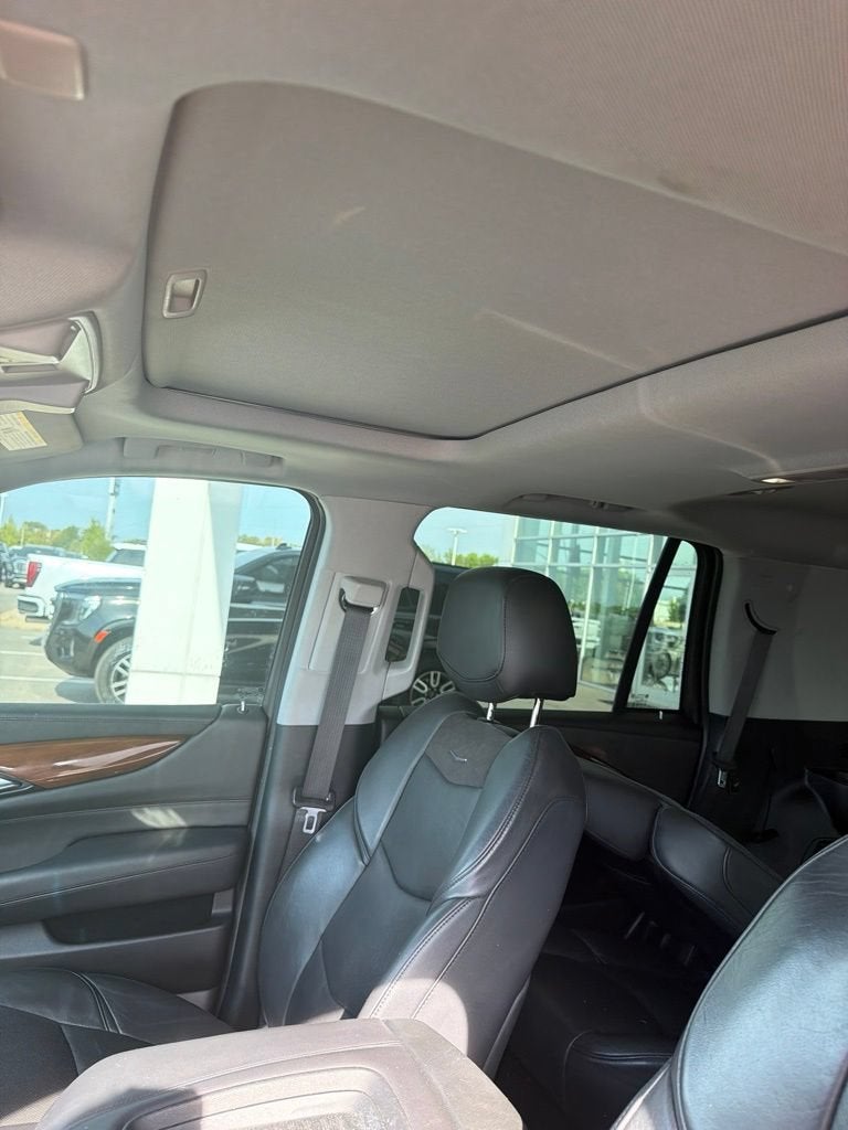 2020 Cadillac Escalade Luxury
