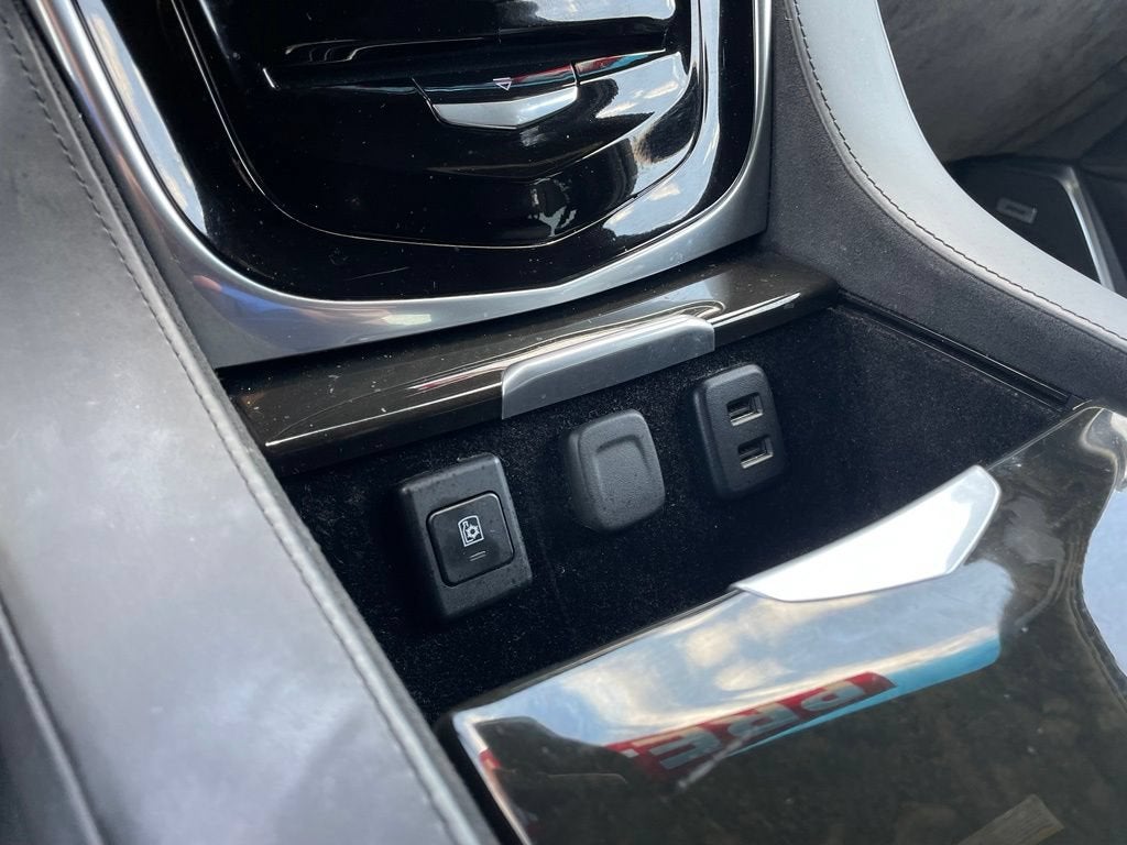 2020 Cadillac Escalade Platinum