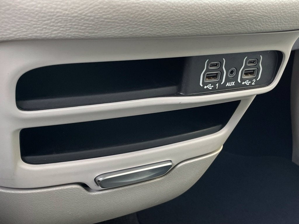 2021 Chrysler Pacifica Hybrid Touring L