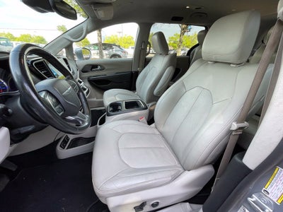 2021 Chrysler Pacifica Hybrid Touring L