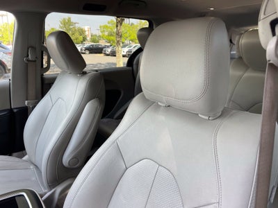 2021 Chrysler Pacifica Hybrid Touring L