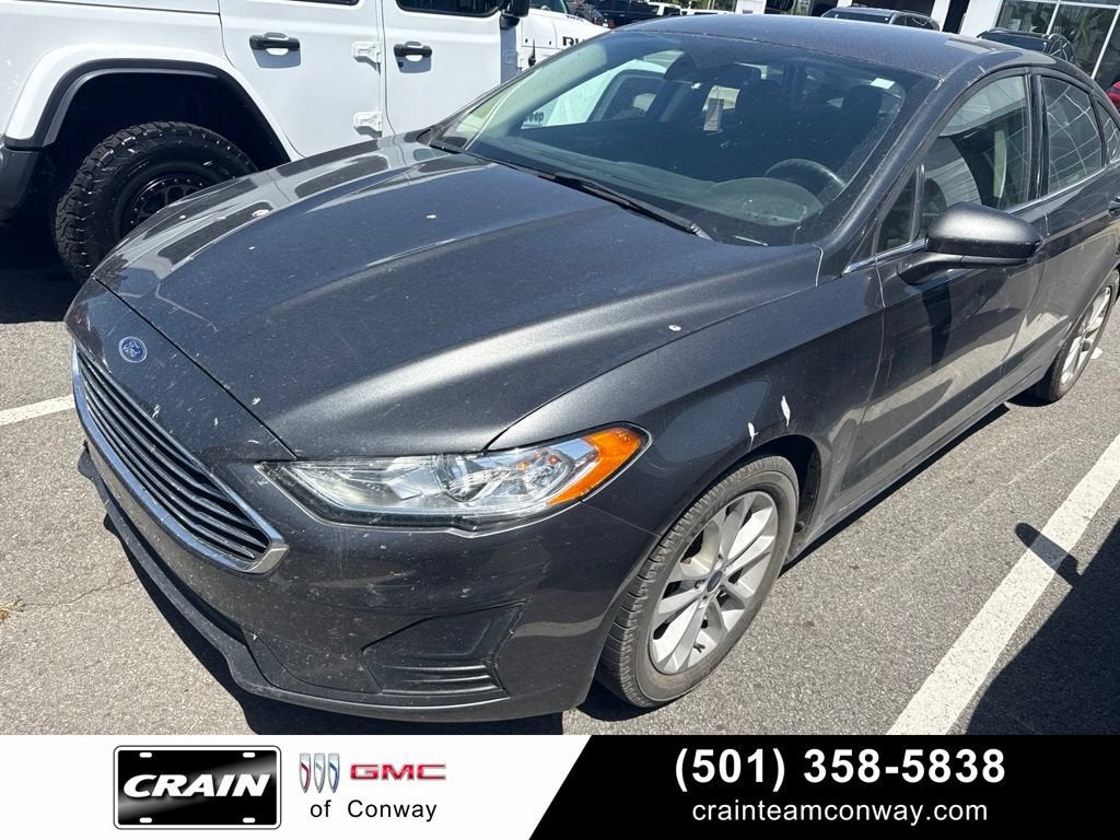 2020 Ford Fusion SE