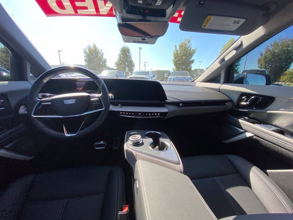 2026 Cadillac OPTIQ Luxury