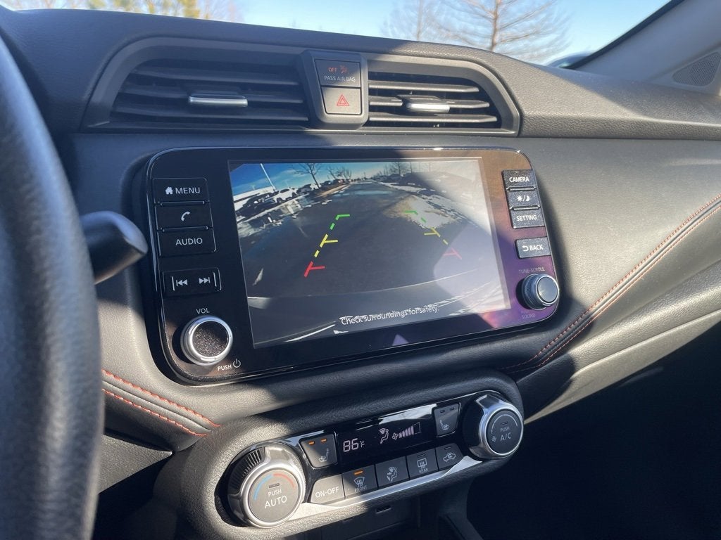 2023 Nissan Versa SR