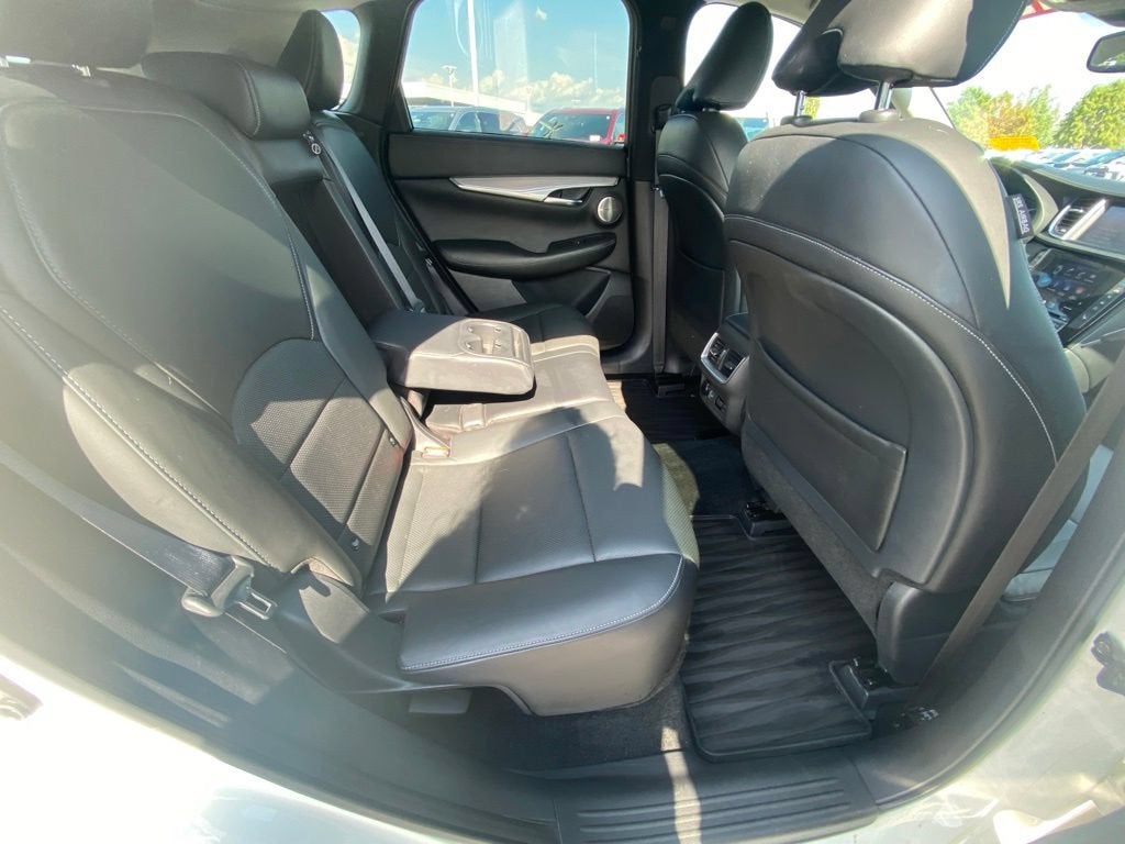 2019 INFINITI QX50 ESSENTIAL