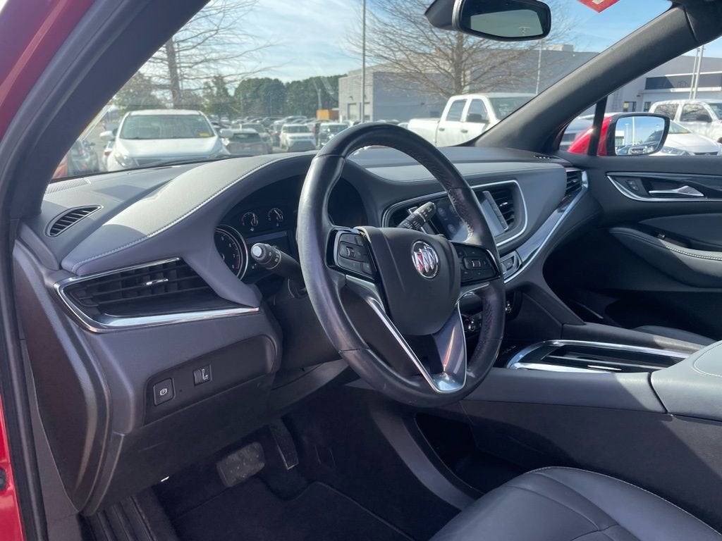 2023 Buick Enclave Essence