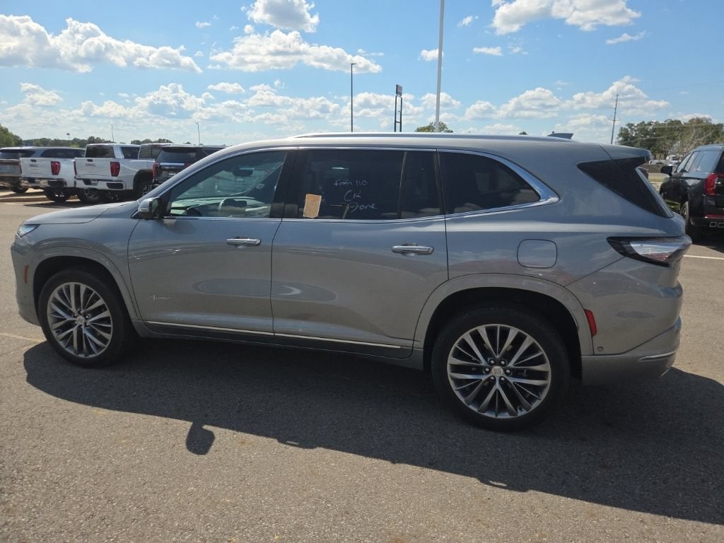 2025 Buick Enclave Avenir