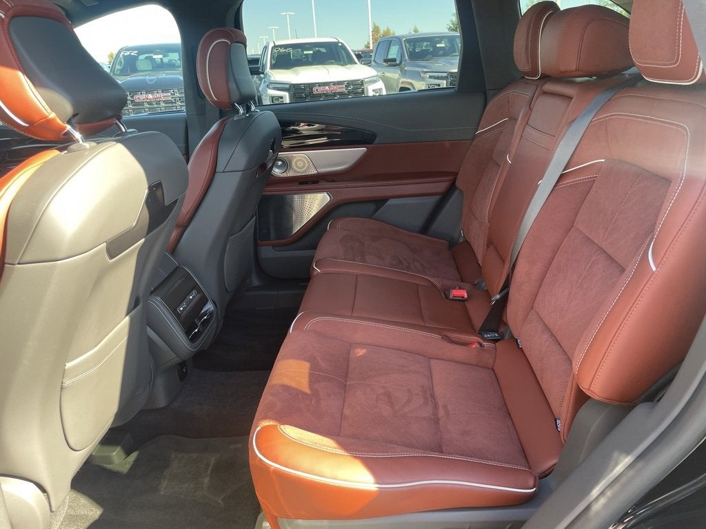 2024 Lincoln Nautilus Black Label