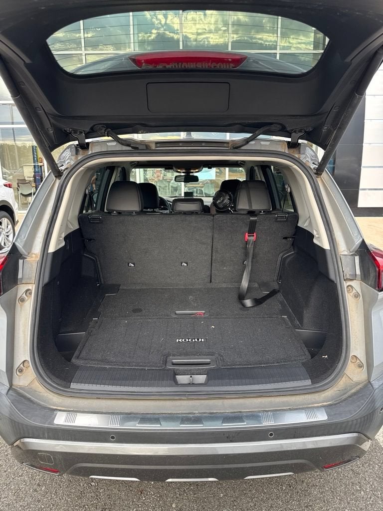 2022 Nissan Rogue SL