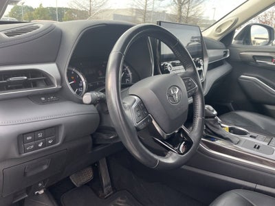 2021 Toyota Highlander Platinum