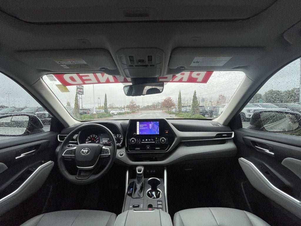 2024 Toyota Highlander XLE