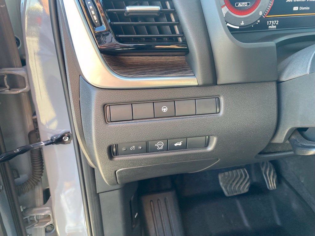 2025 Nissan Rogue Platinum