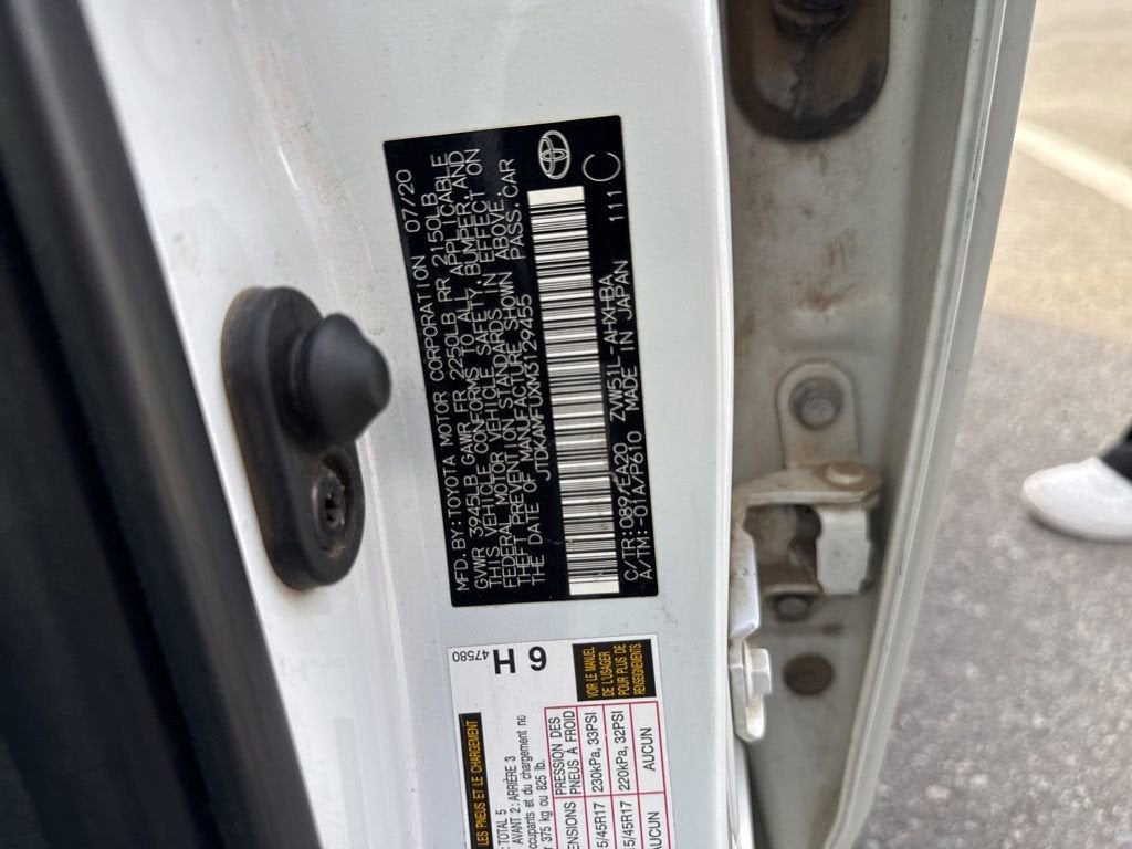 2021 Toyota Prius L Eco