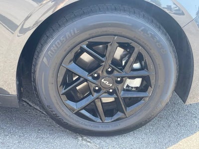 2025 Kia K5 LXS