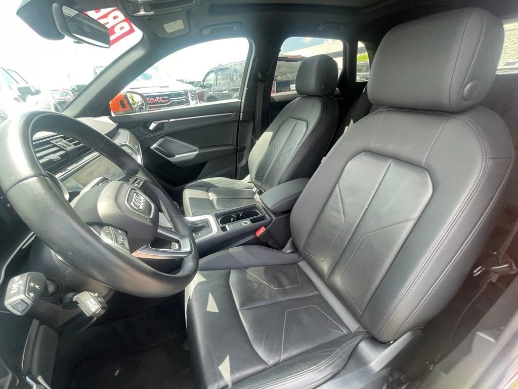 2025 Audi Q3 S line Premium