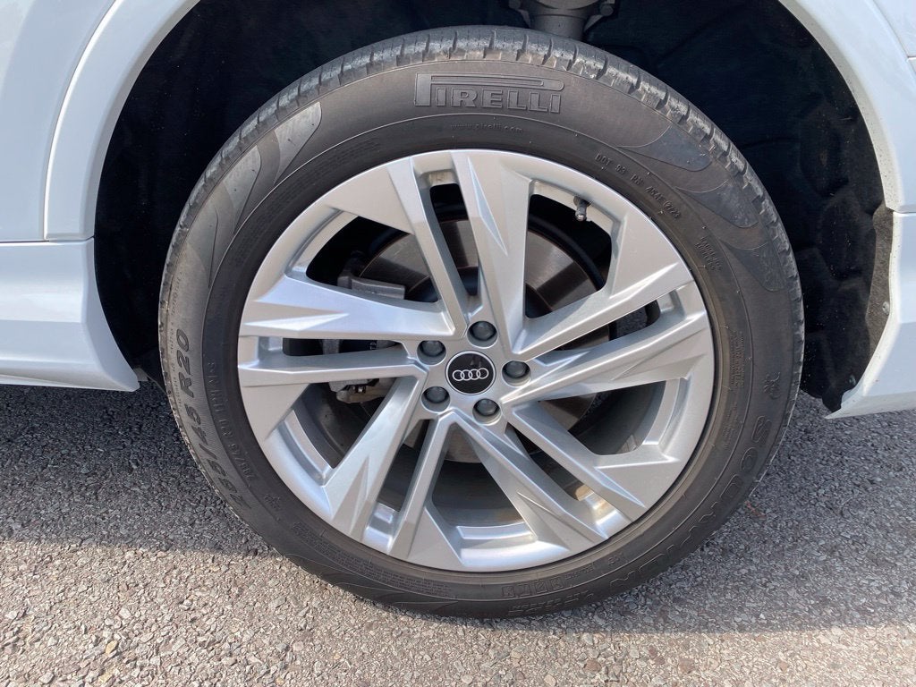 2021 Audi Q7 Premium Plus