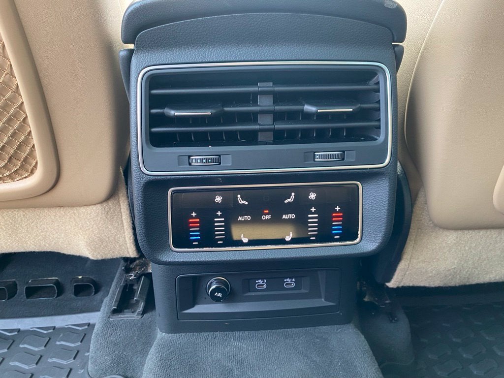 2021 Audi Q7 Premium Plus