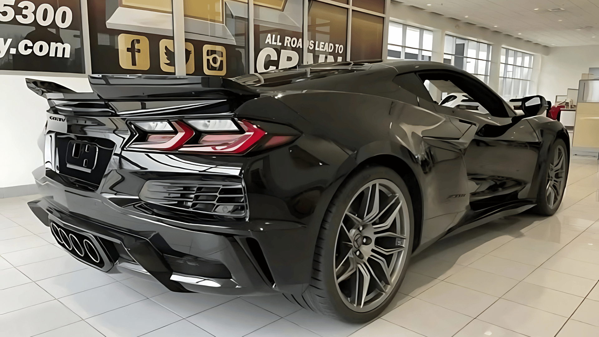 Side View of the 2025 Chevrolet Corvette Z06